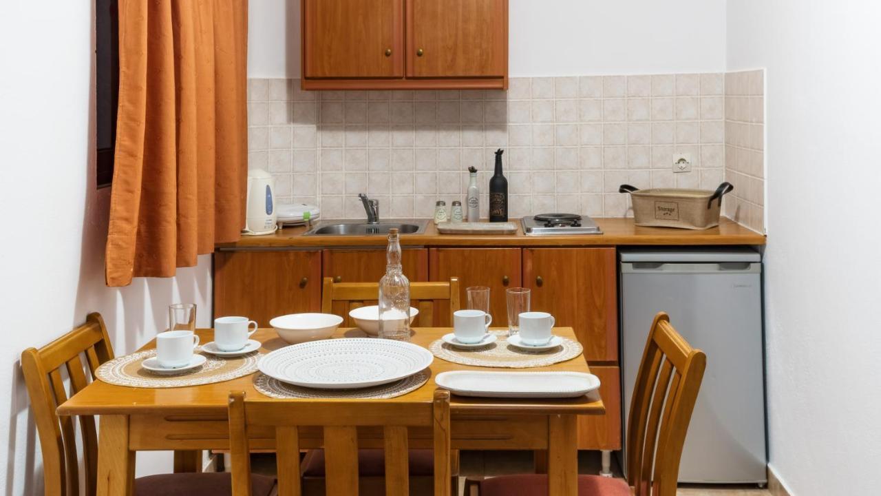 Goudelis Apartments Sidárion Buitenkant foto