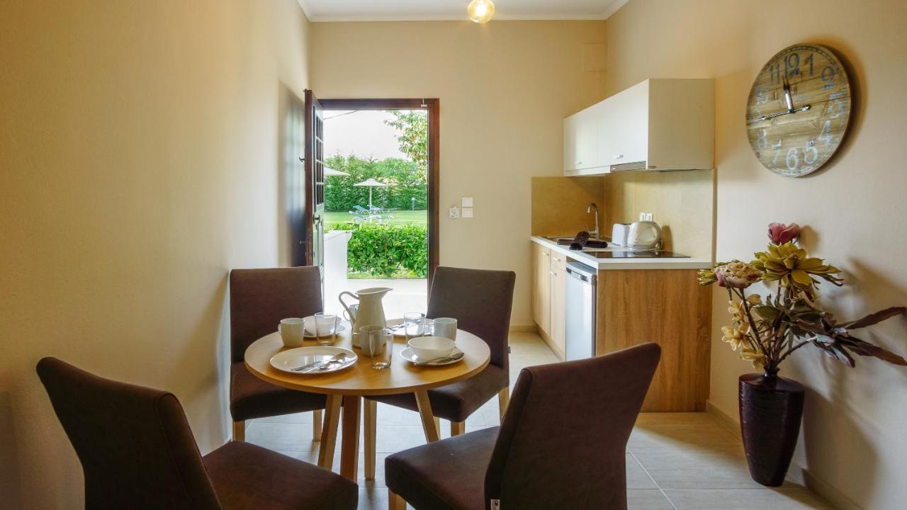 Goudelis Apartments Sidárion Buitenkant foto